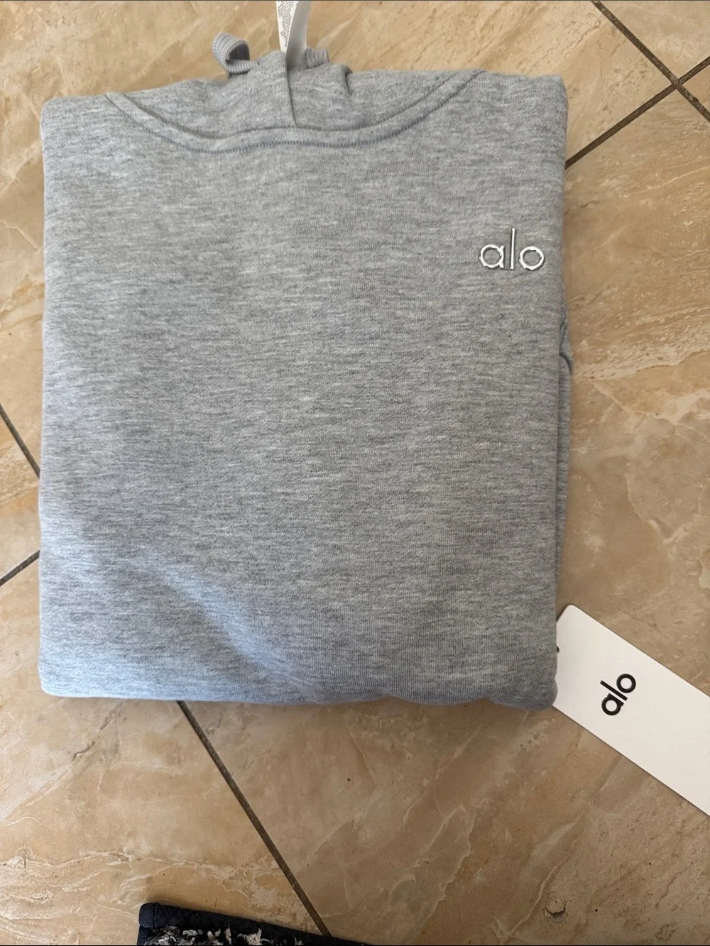 ALO Yoga Light Heather Gray Pullover Hoodie